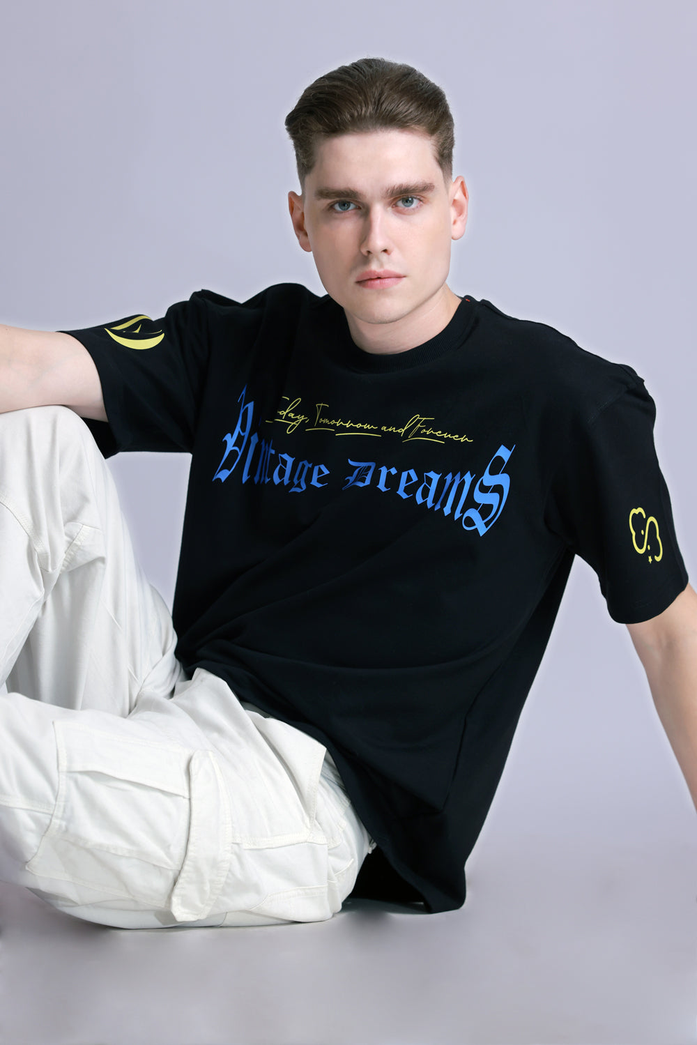 ALONSH OVERSIZED GRAPHIC T-SHIRT – DREAMWOVEN (BLACK)