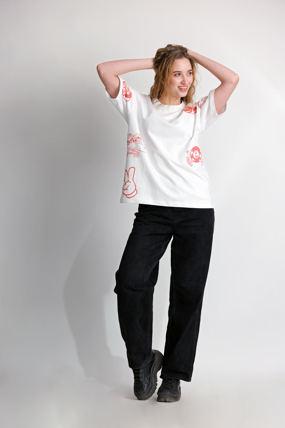 ALONSH OVERSIZED GRAPHIC T-SHIRT – VIBE AND THRIVE (WHITE)