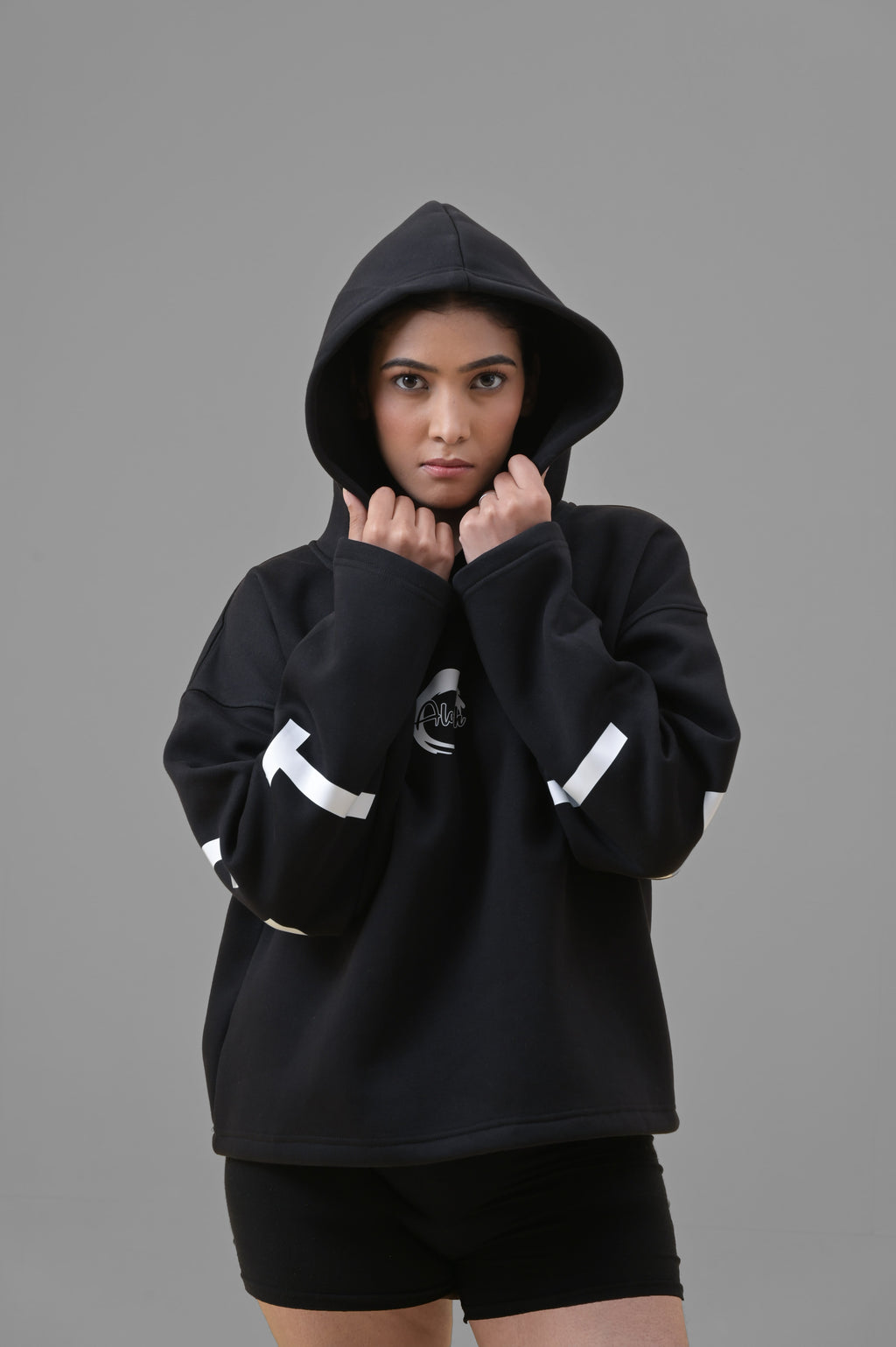 ALONSH OVERSIZED HOODIE – RAVEN (BLACK)