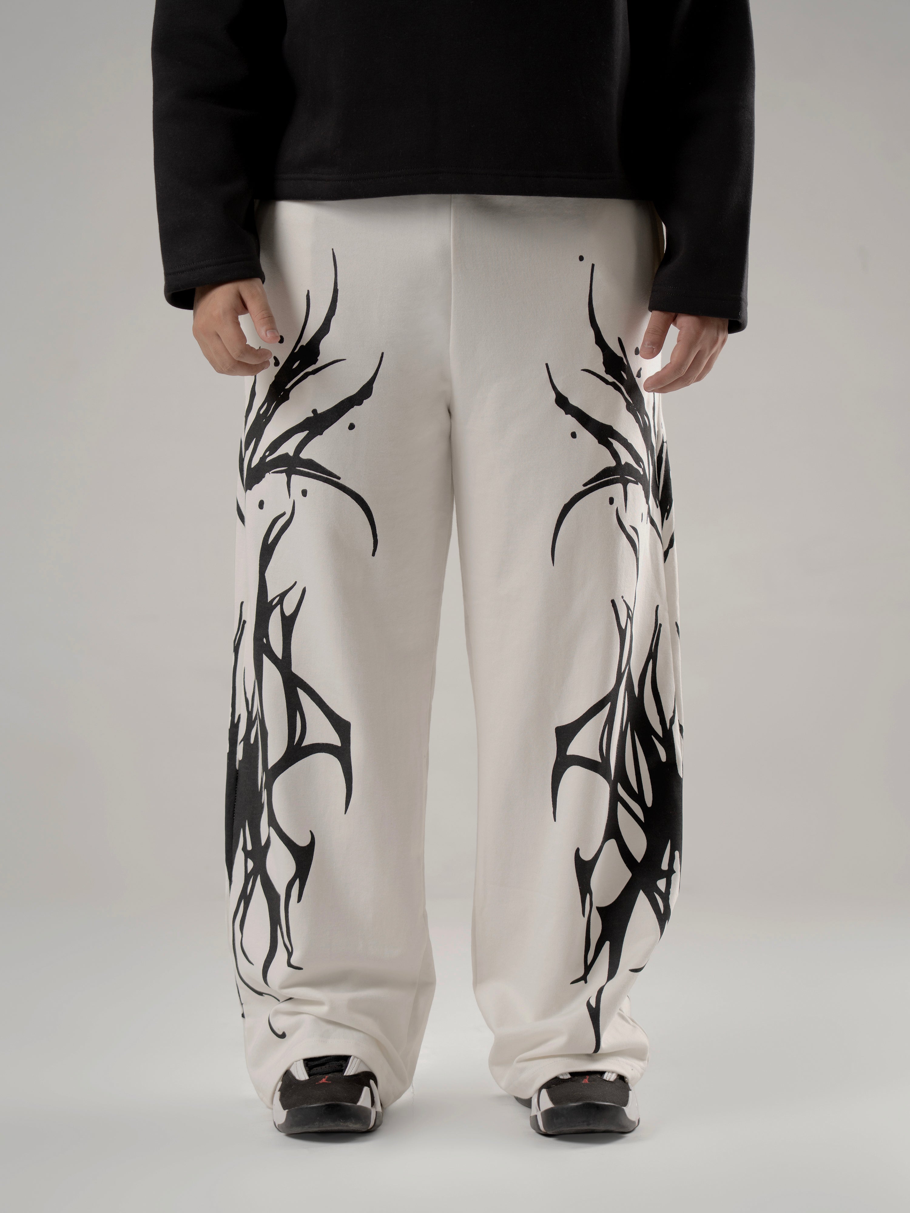 ALONSH UNISEX BAGGY TRACK PANTS – NUEIR ( WHITE)